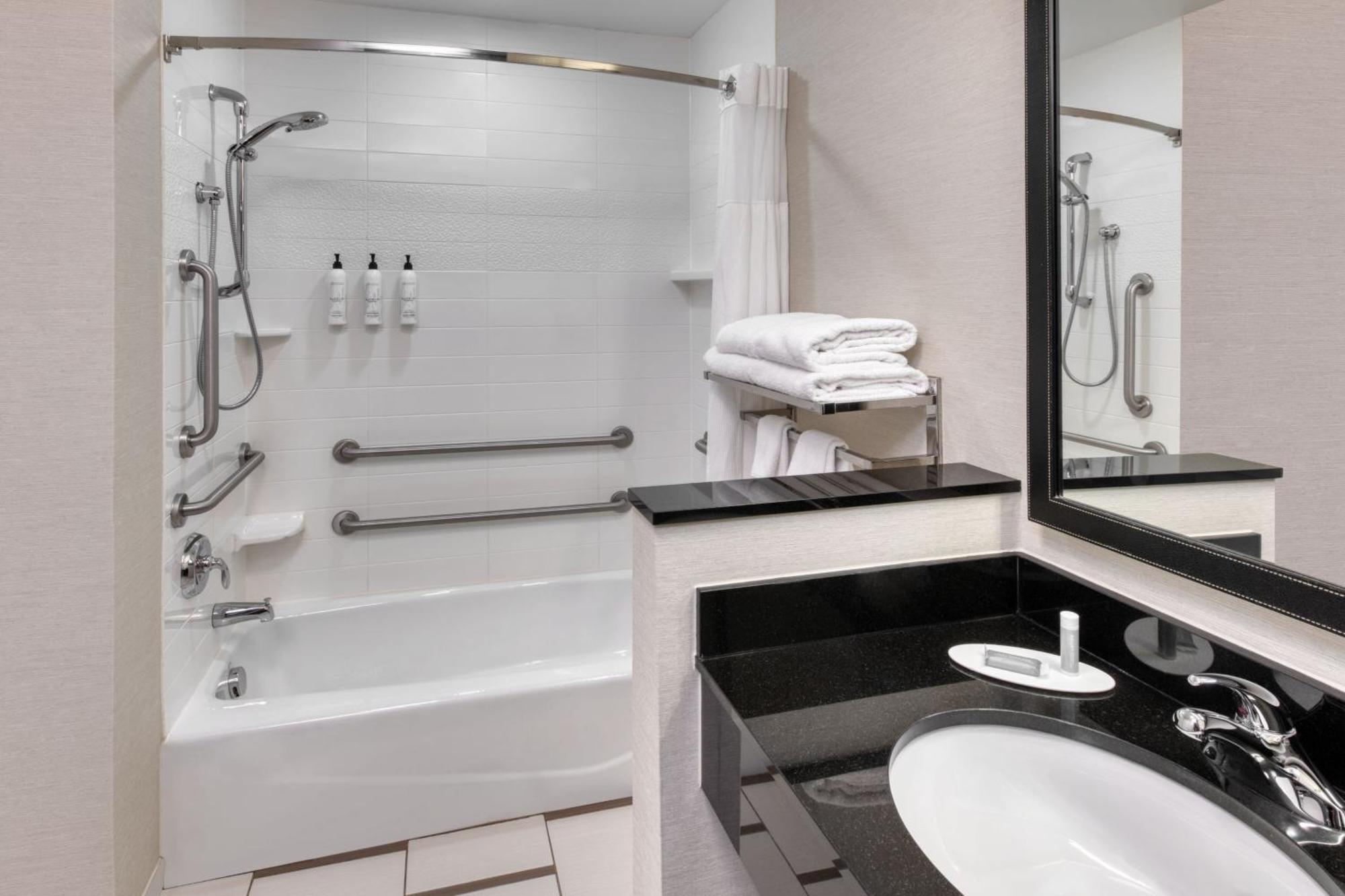 Fairfield Inn & Suites By Marriott Moncton Exteriér fotografie